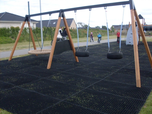 Lars Laj سطح,  الفرشة المطاطية